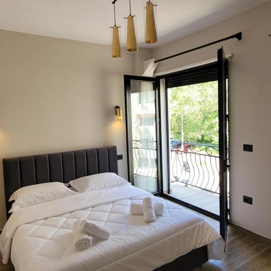 Villa Olympia Durres Bagian luar foto