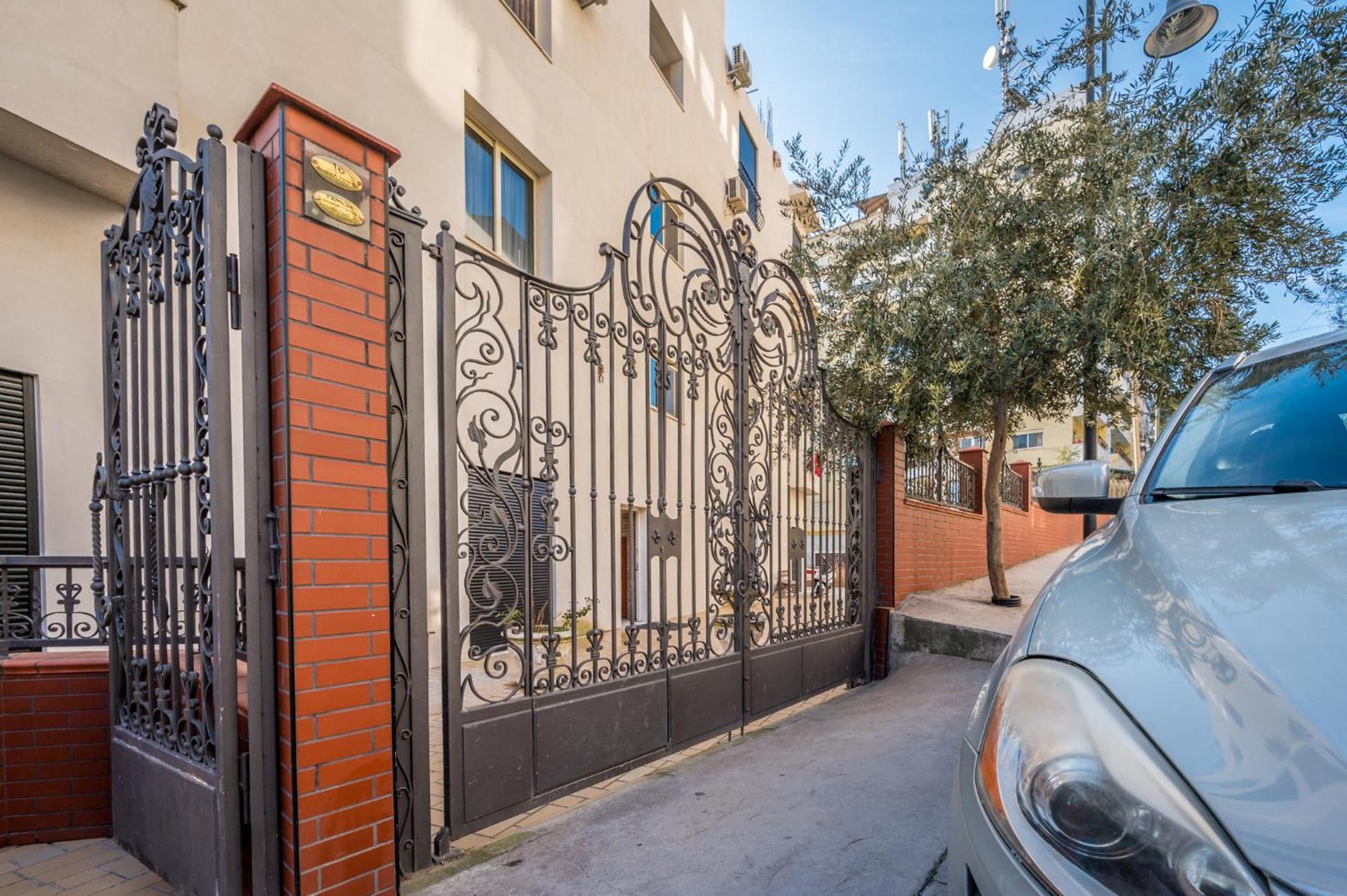 Villa Olympia Durres Bagian luar foto