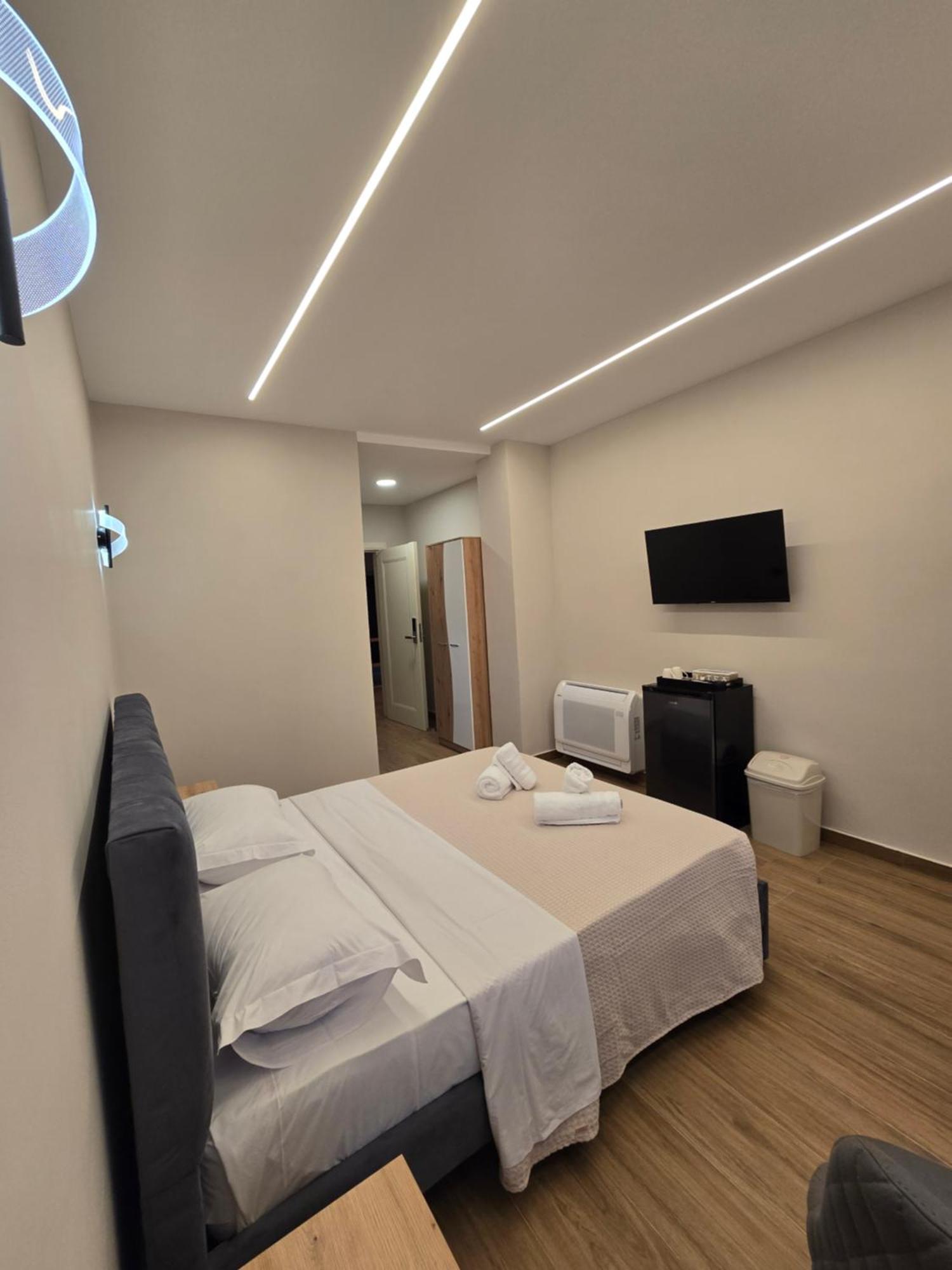 Villa Olympia Durres Bagian luar foto