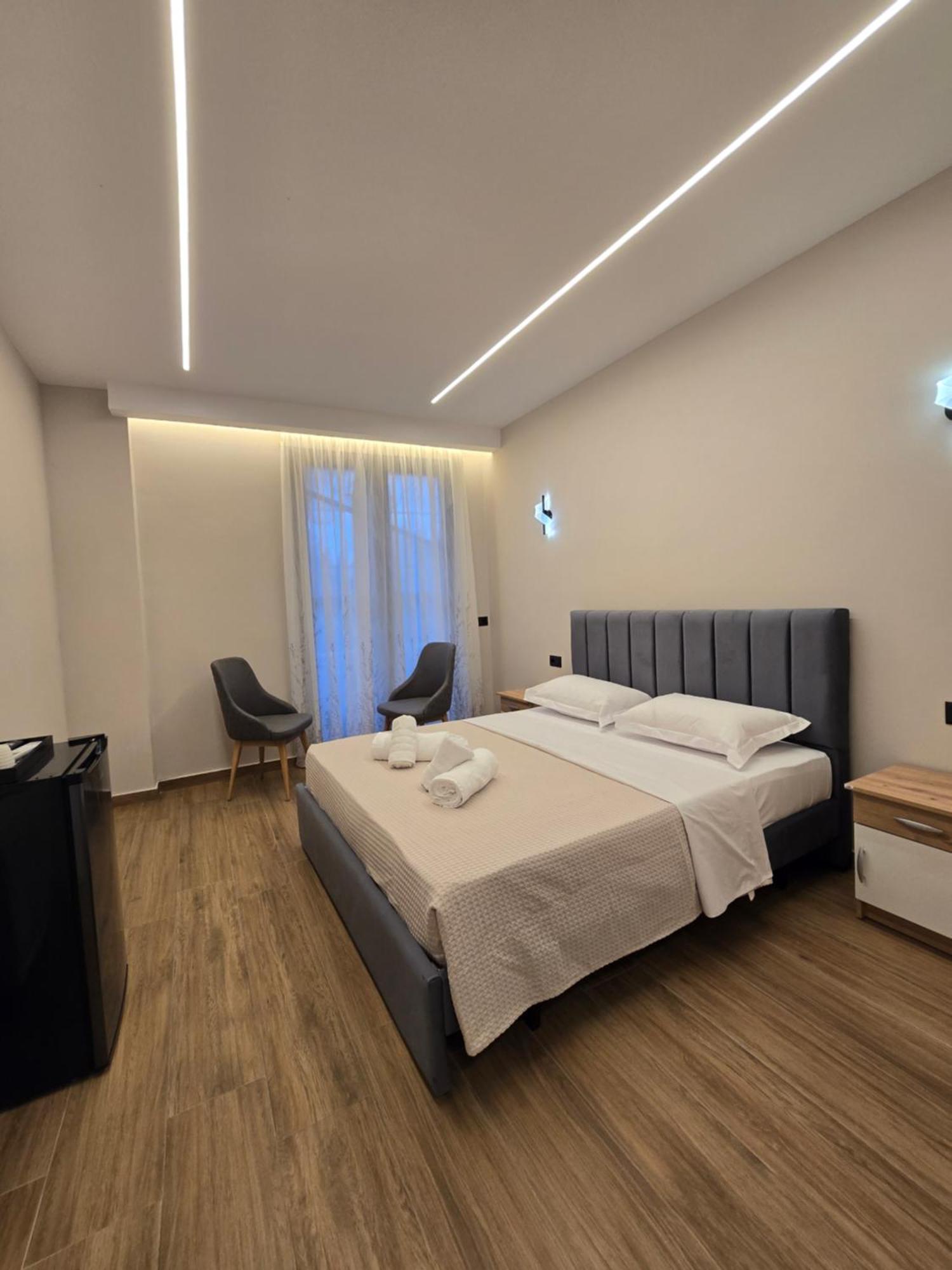 Villa Olympia Durres Bagian luar foto