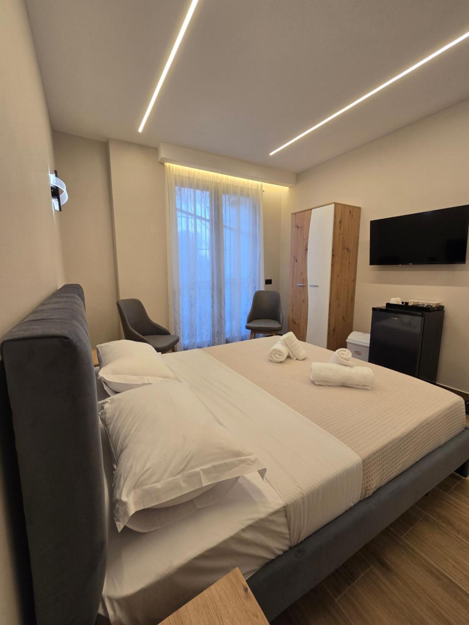 Villa Olympia Durres Bagian luar foto